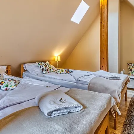 Royal Aparts Vika Gorskie Z Ogrodem Apartment Karpacz