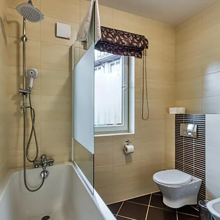 Apartment Royal Aparts Vika Gorskie Z Ogrodem *